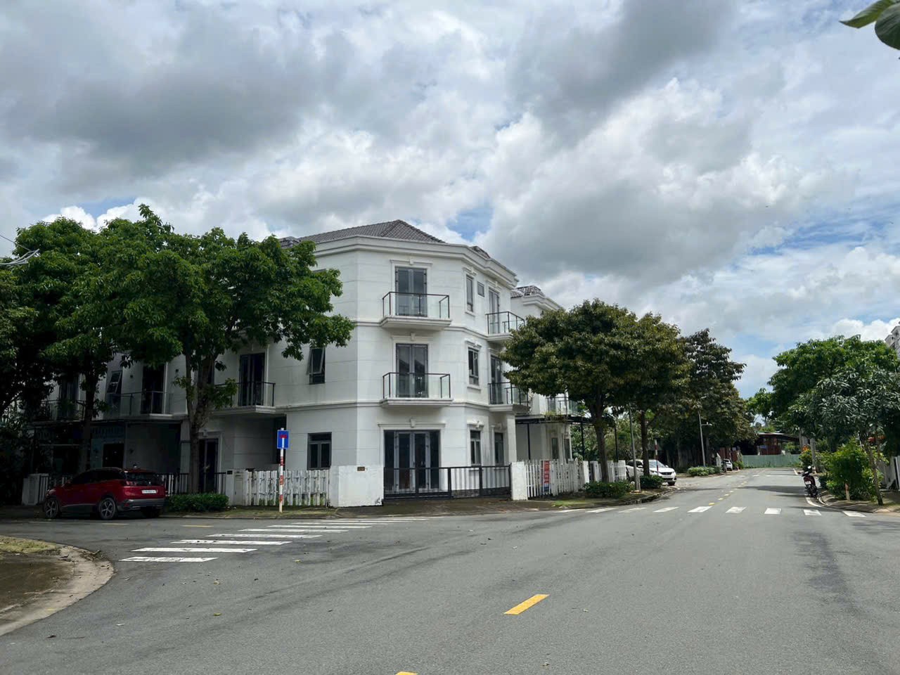 Cần bán Biệt thự Phường Trường Thạnh, Quận 9, Diện tích 178m², Giá 10.99 Tỷ 3