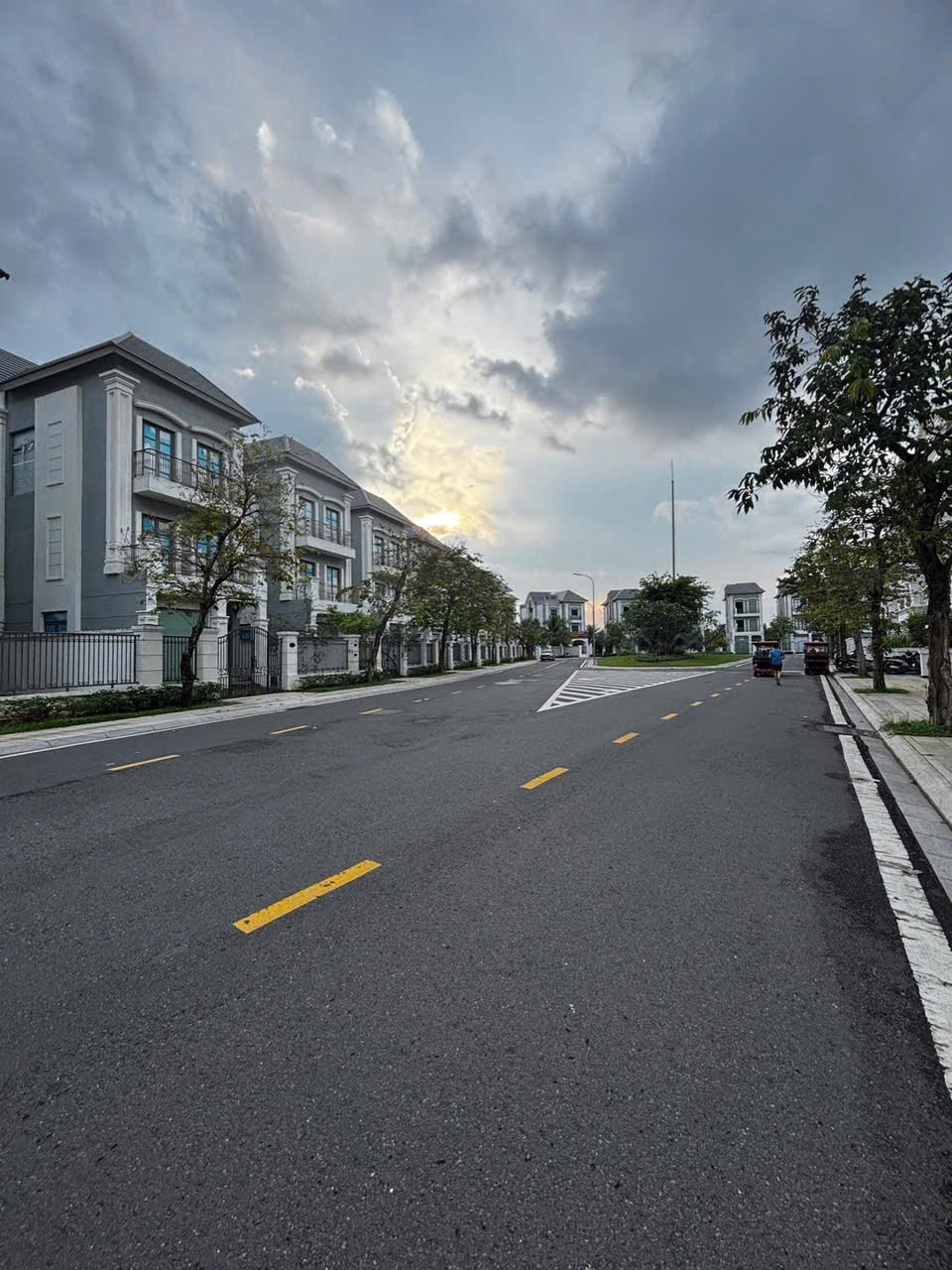 Cần bán Nhà mặt tiền Quận 9, Hồ Chí Minh, Diện tích 126m², Giá 24 Tỷ