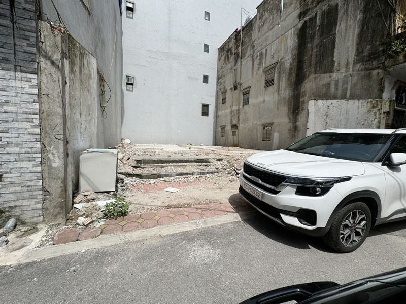 Bán 62,1m2 đất đường T Trâu Quỳ | Vị trí đẹp phù hợp vừa ở vừa kinh doanh khách sạn/ cc mini 3