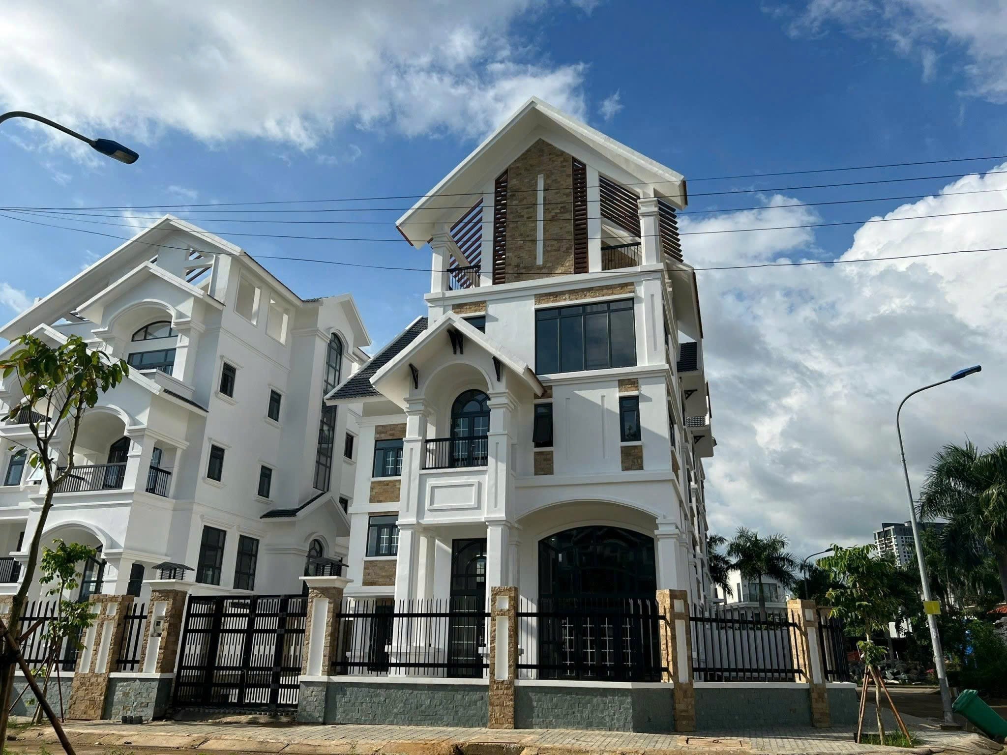 Cần bán Biệt thự Phường Thạnh Mỹ Lợi, Quận 2, Diện tích 356m², Giá 75 Tỷ 2