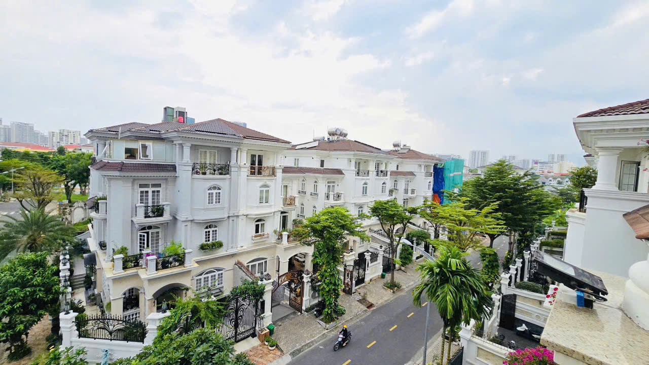 Cần bán Biệt thự Phường Tân Phong, Quận 7, Diện tích 220m², Giá 89 Tỷ