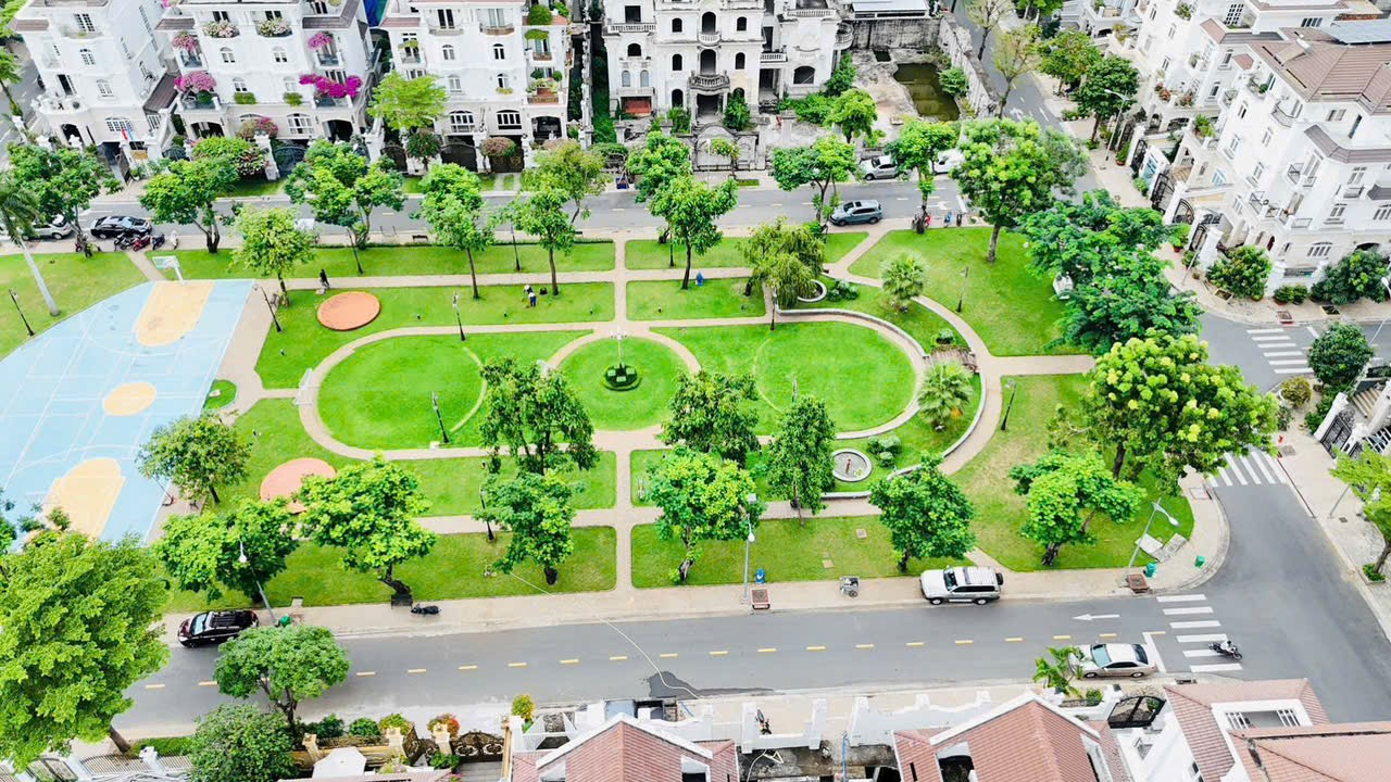 Cần bán Biệt thự Phường Tân Phong, Quận 7, Diện tích 220m², Giá 89 Tỷ 4