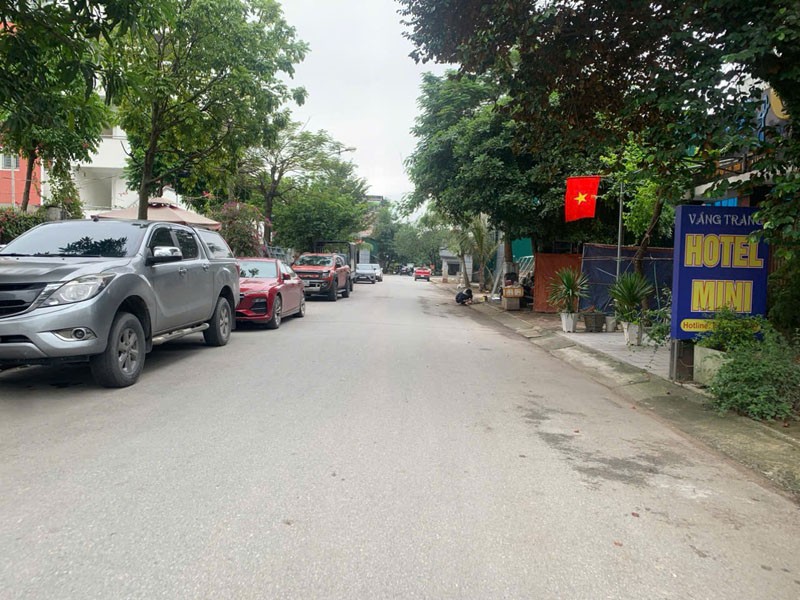 Duy nhất 109m2 đất KĐT 31ha Trâu Quỳ, mặt tiền 7,06m, hướng ĐN - Vị trí đẹp, View Trường Cấp 2 2