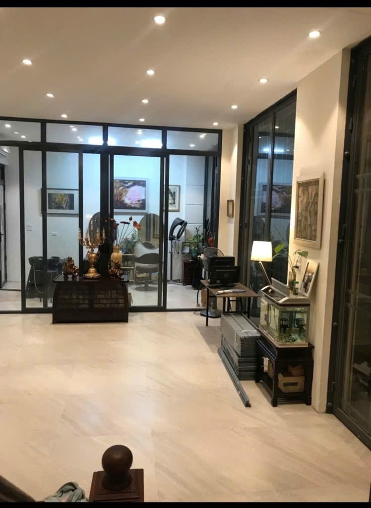 Bán nhà tuyệt đẹp phố Nguyễn Thái Học, Điện Biên Phủ, Ba Đình DT 70m2, MT 7m, ở và KD homestay tố 2