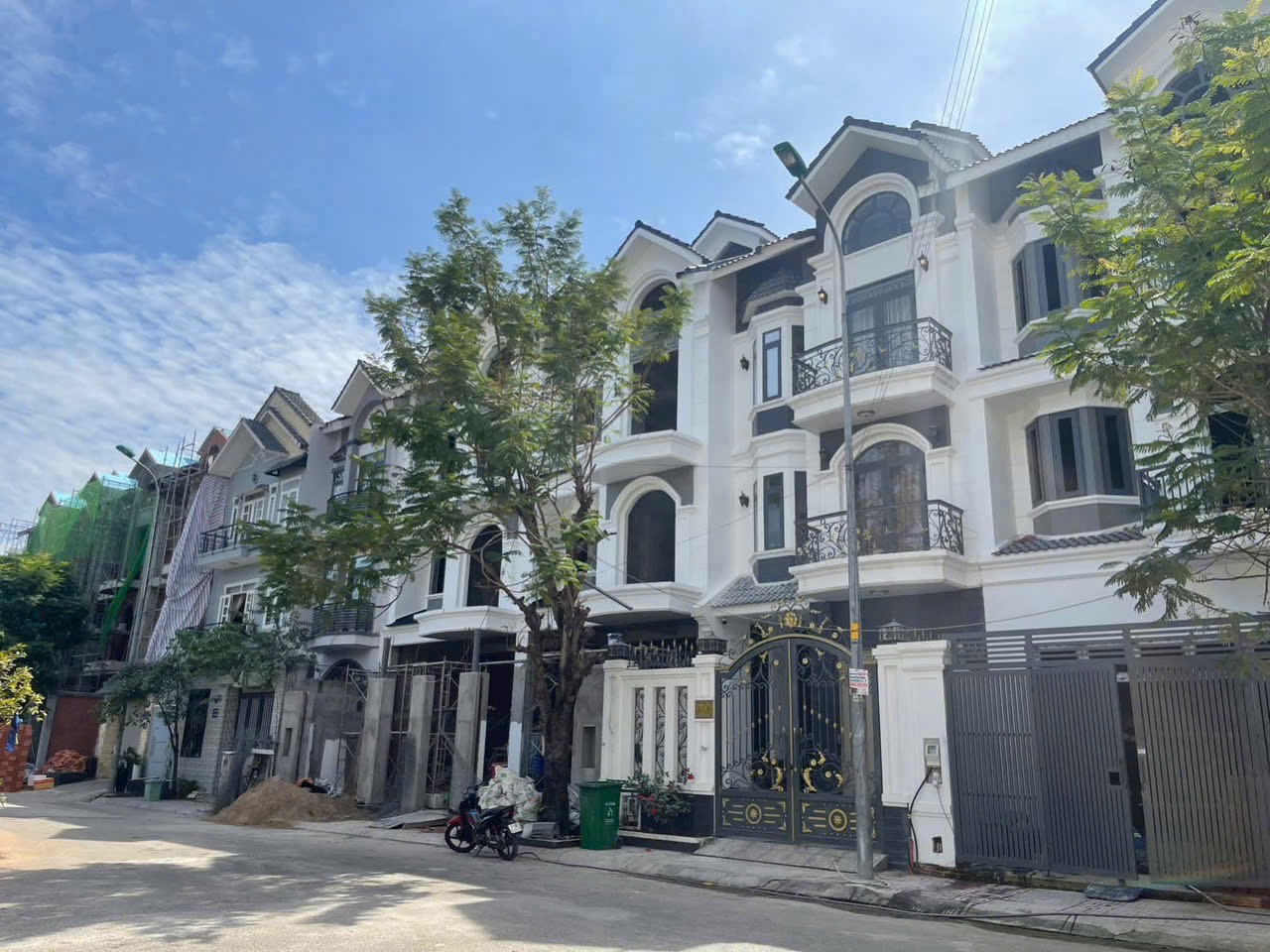 Cần bán Nhà mặt tiền Phường Phước Long B, Quận 9, Diện tích 126m², Giá 018 Tỷ