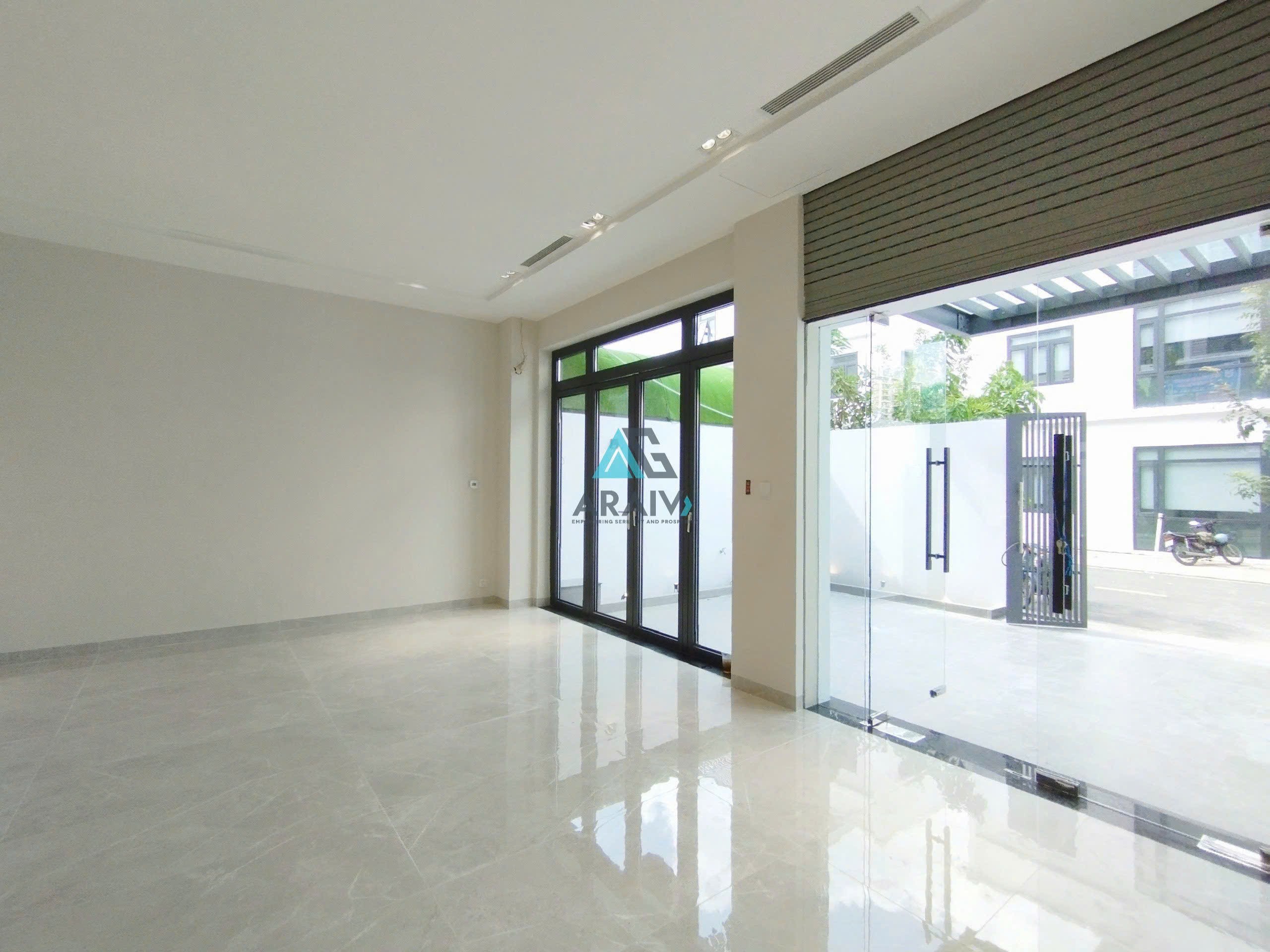 Cho thuê Biệt thự Phường An Phú, Quận 2, Diện tích 161m², Giá Thương lượng 5