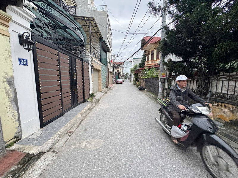 Cần bán 49m2 đất mặt đường xóm 2 Đông Dư, Bát Tràng. Đường ô tô tránh, có vỉa hè 3