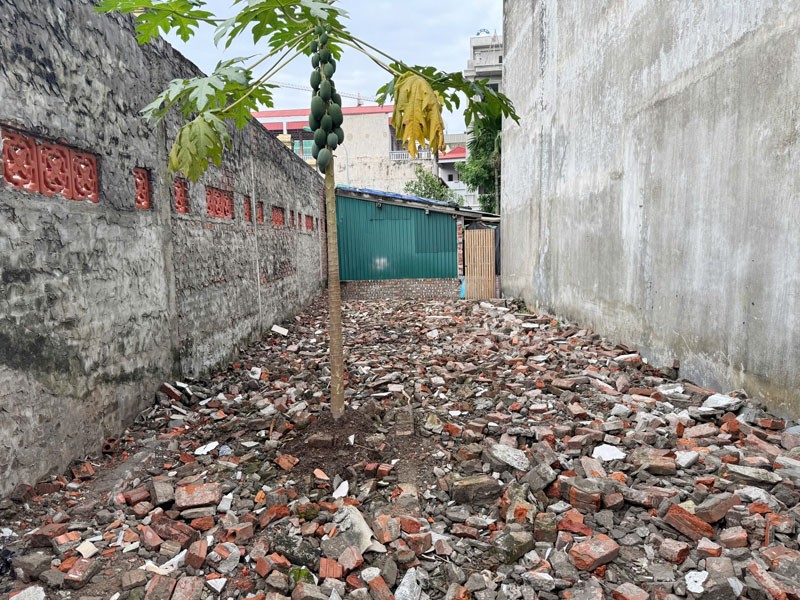 Cần bán 49m2 đất mặt đường xóm 2 Đông Dư, Bát Tràng. Đường ô tô tránh, có vỉa hè 4