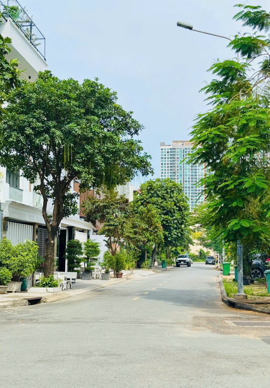 Cần bán Đất Phường Bình Trưng Đông, Quận 2, Diện tích 153m², Giá 27 Tỷ 5