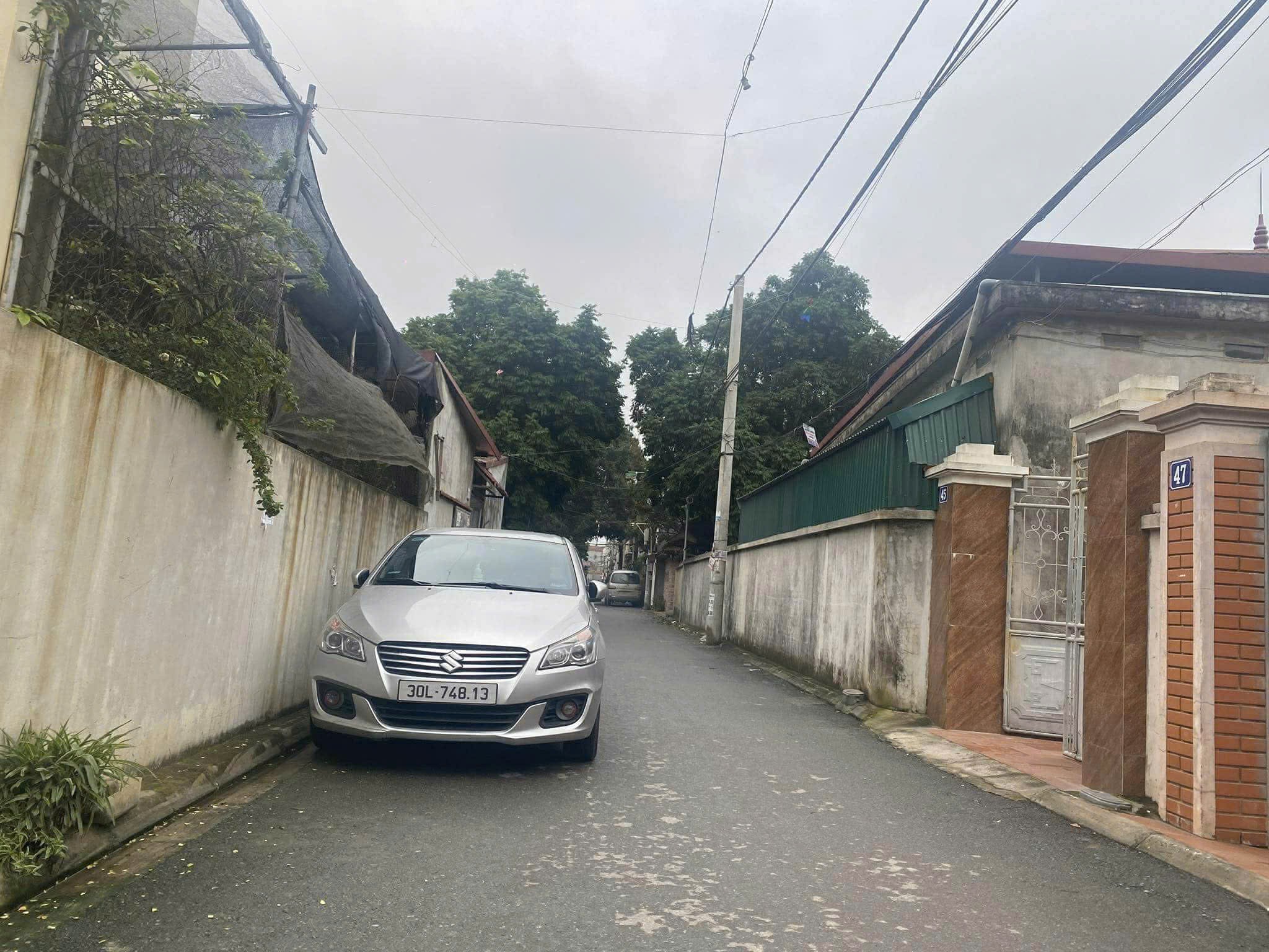 Sót lại duy nhất 1 lô đất Kiêu Kỵ, đường ngõ thoáng, chỉ nhỉnh 3 tỷ. LH: 0379483926 2