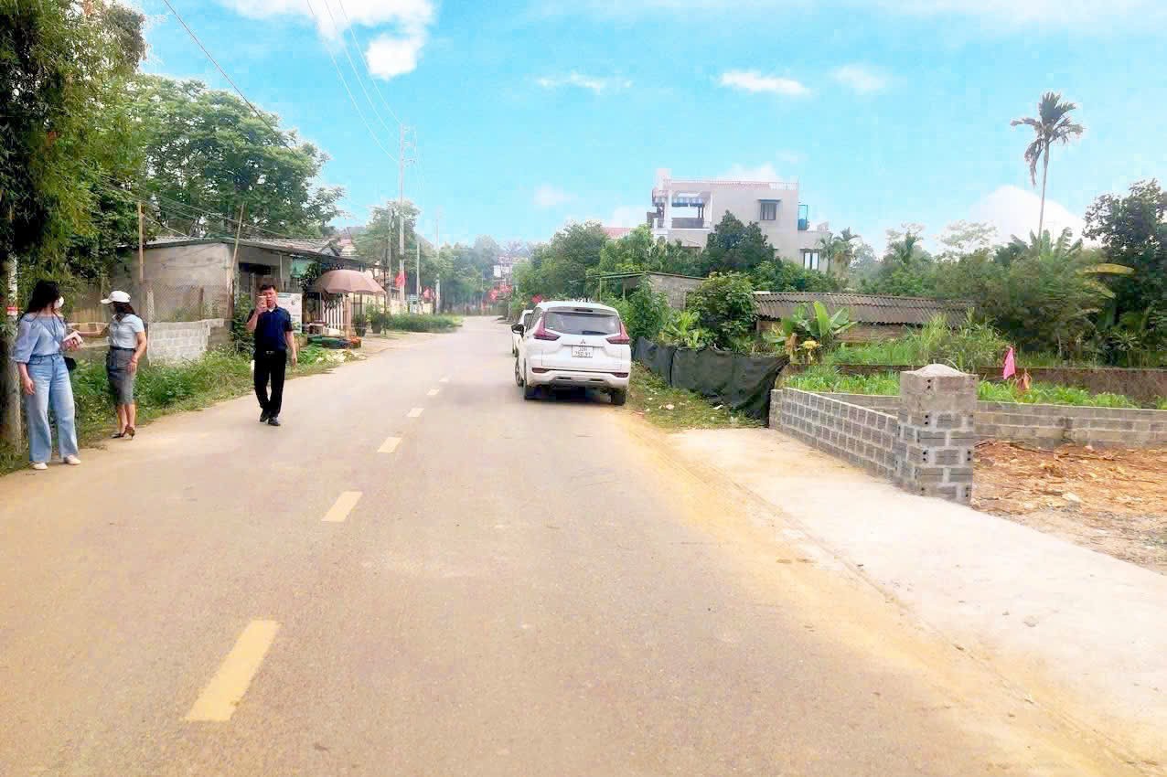 Siêu phẩm cho bác nào muốn xây biệt thự, hoặc nhà xưởng  tại Đồng Vàng - Phú Mãn - Quốc Oai - Diện 4