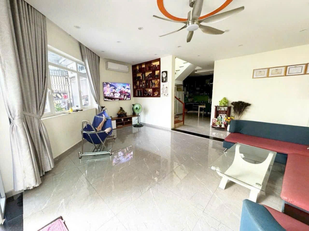 Cần bán Nhà mặt tiền Phường Cát Lái, Quận 2, Diện tích 190m², Giá 016.5 Tỷ 9