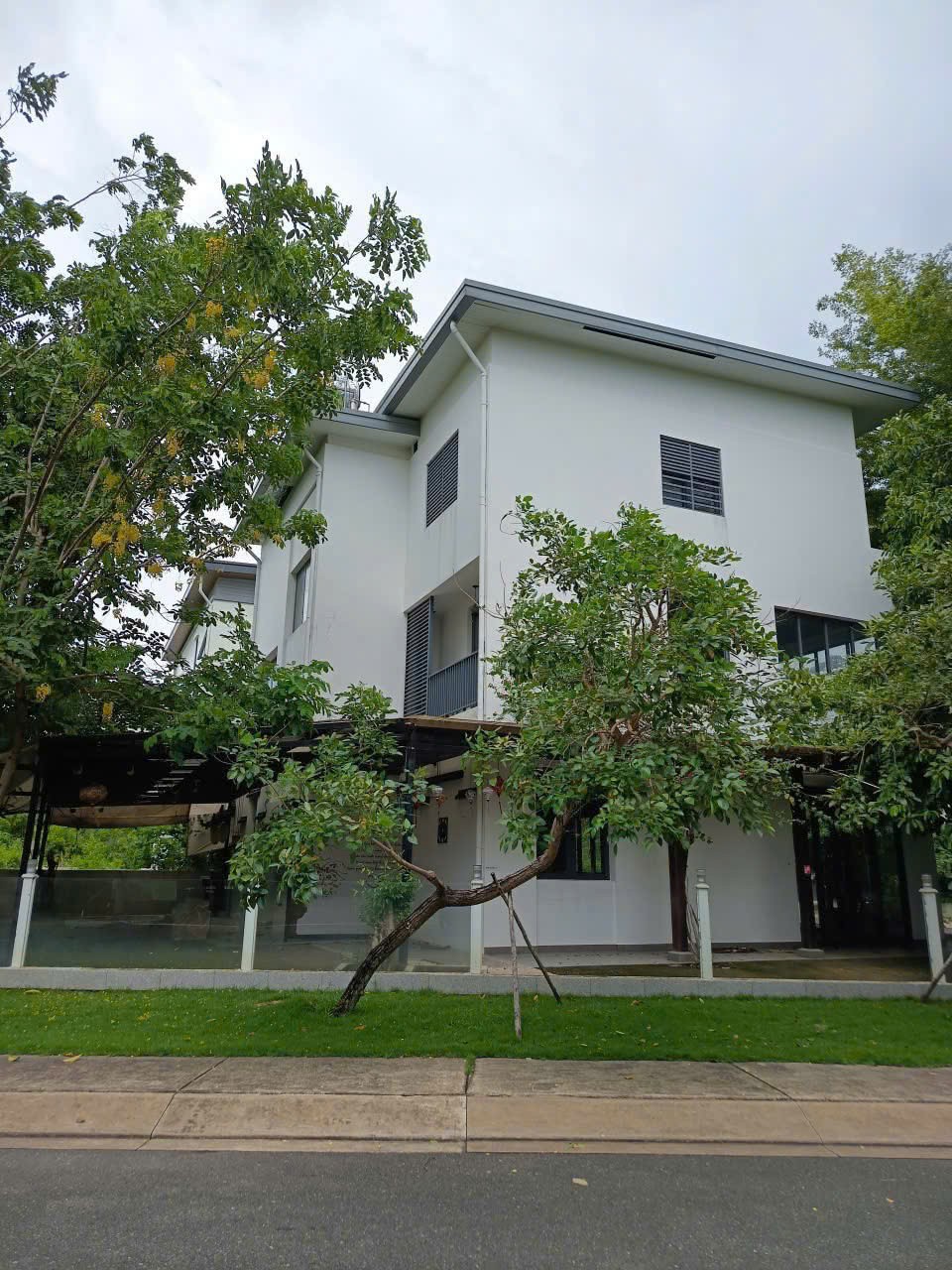 Cho thuê Biệt thự Nhơn Trạch, Đồng Nai, Diện tích 365m², Giá Thương lượng