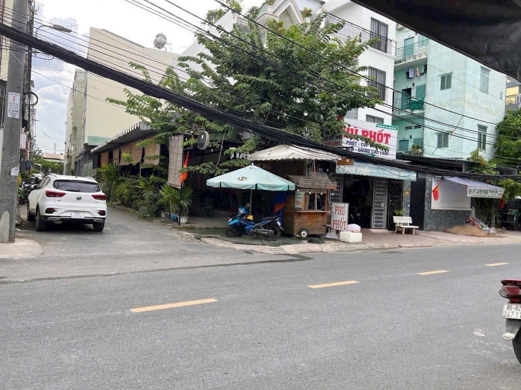 Cần bán Đất Phường Hiệp Phú, Quận 9, Diện tích 150m², Giá 17.5 Tỷ