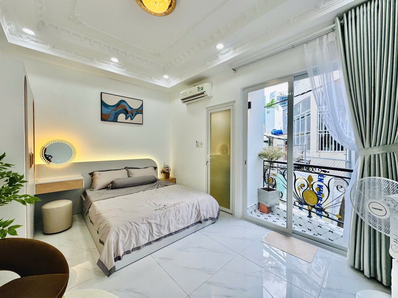 Cần bán Nhà mặt tiền đường Thích Quảng Đức, Phường 5, Diện tích 28m², Giá Thương lượng 28