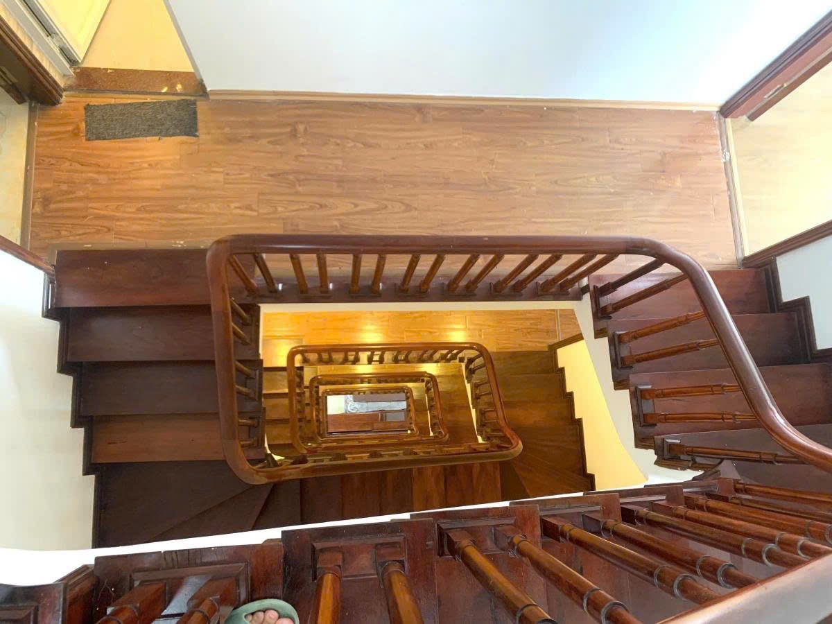 BÁN NHÀ  PHỐ VŨ MIÊN, TÂY HỒ, LÔ GÓC, KINH DOANH, CÁCH  HỒ 5M, DT 60M2* 6 TẦNG * GIÁ 21.5 TỶ 5