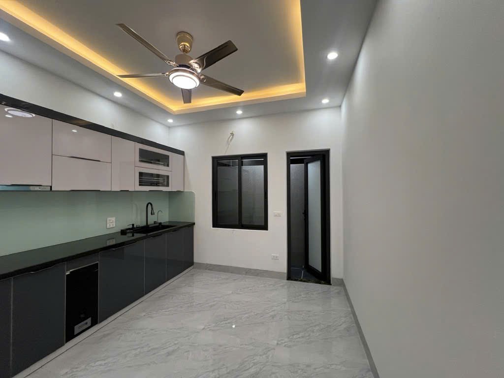 SIÊU PHẨM 51M YÊN LỘ HÀ ĐÔNG_ 5 TẦNG THANG MÁY_ÔTÔ QUA NHÀ_ BÃI XE CÁCH NHÀ 20M_Ở SƯỚNG NHỈNH 10Đ 4