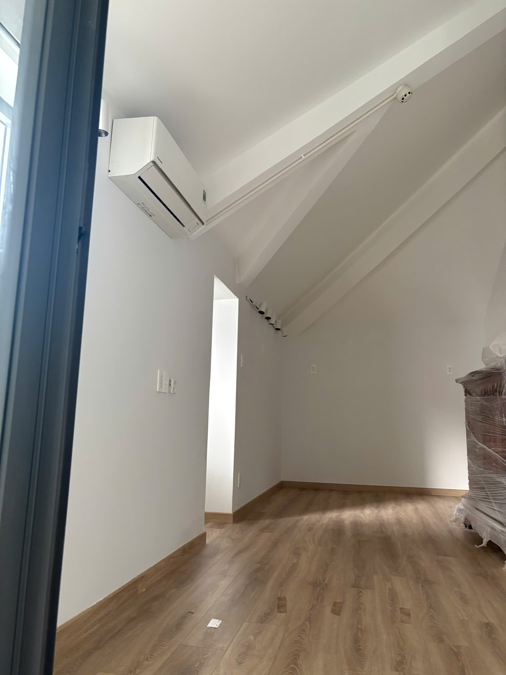 Cho thuê Nhà mặt tiền Quận 9, Hồ Chí Minh, Diện tích 75m², Giá 018 Triệu/tháng 3