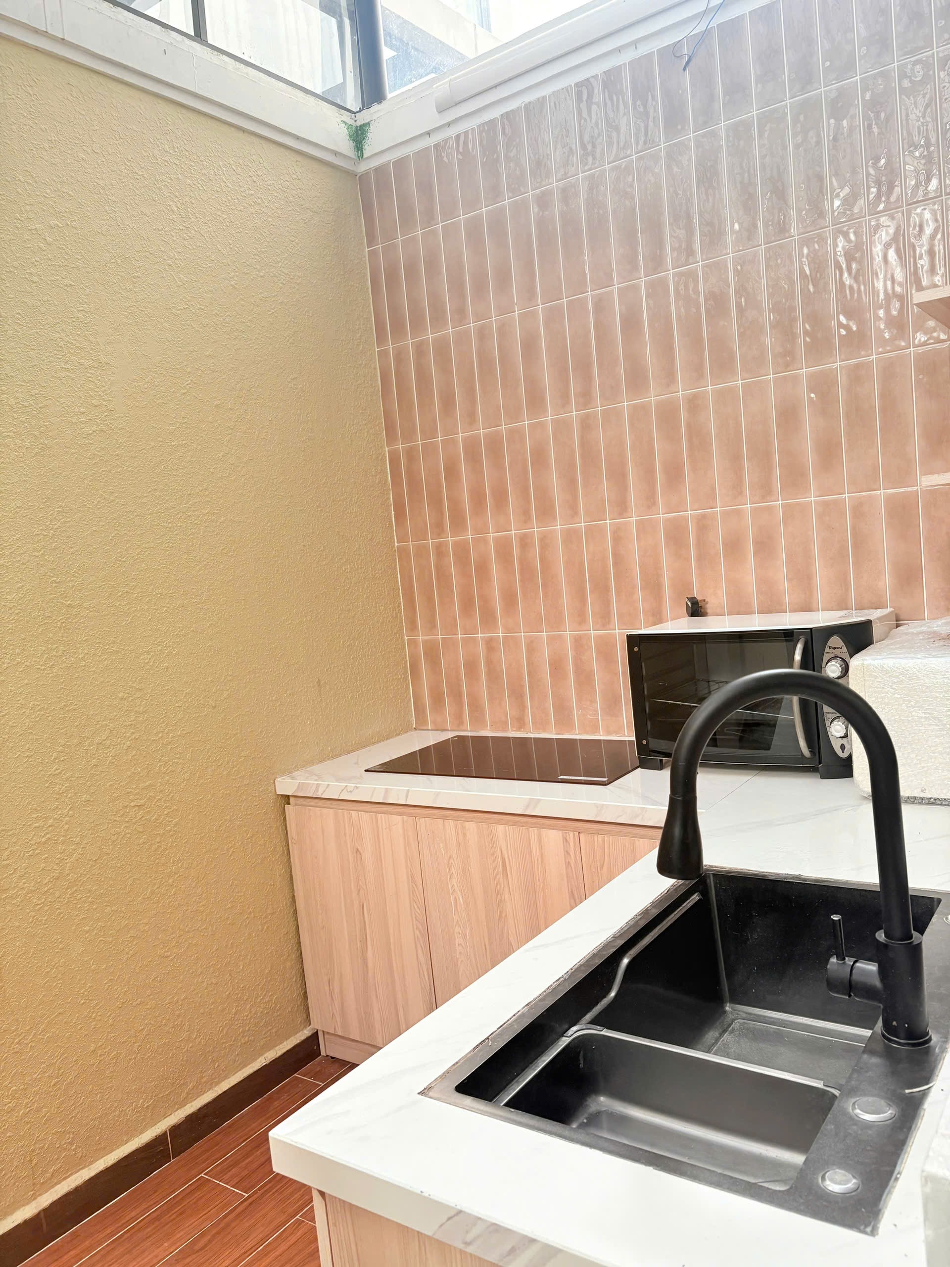 Cho thuê Nhà mặt tiền Quận 9, Hồ Chí Minh, Diện tích 75m², Giá 018 Triệu/tháng 11