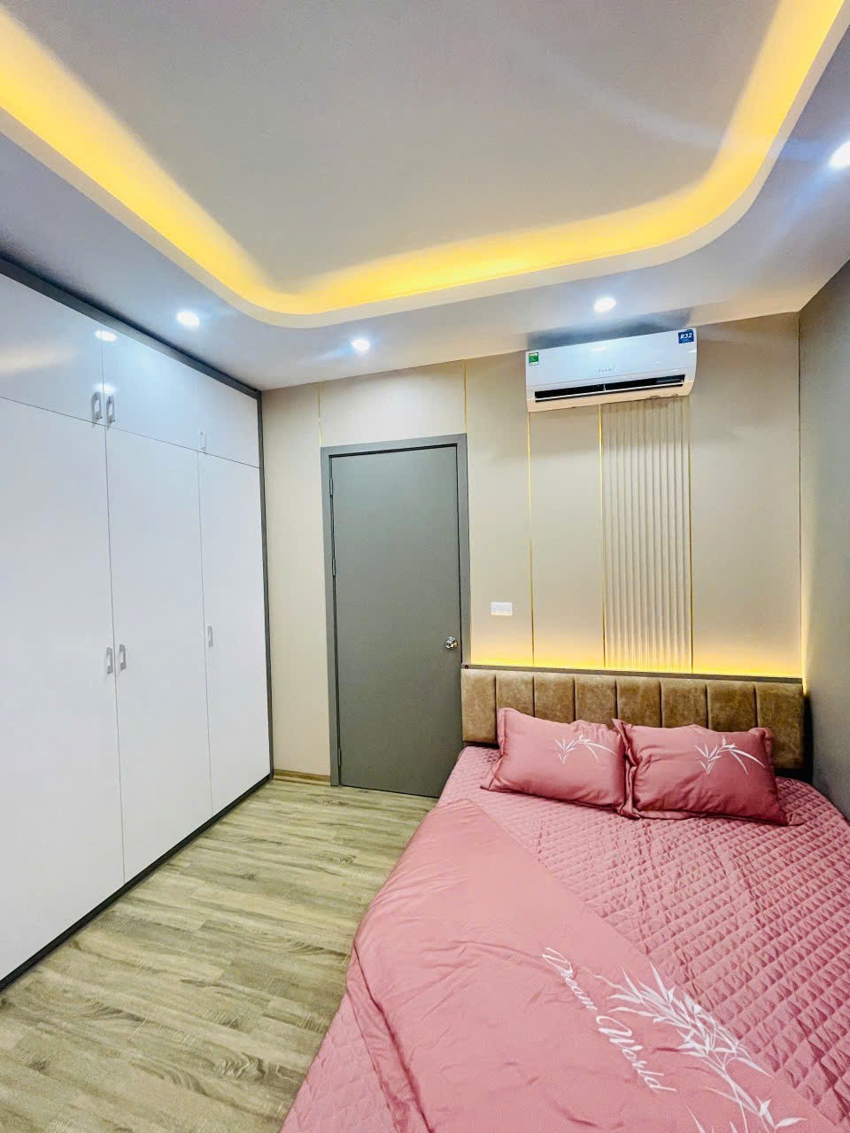 Chính chủ gửi bán căn hộ chung cư full nội thất 2PN tại Thanh Hà-Hà Đông