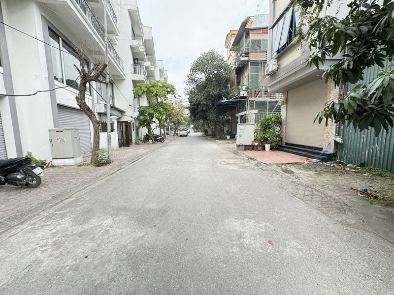 Chuyển công tác bán 82,7m2 Shophouse Metropolitan, Gia Lâm. Vị trí đẹp, giữa trung tâm vùng lõi 4