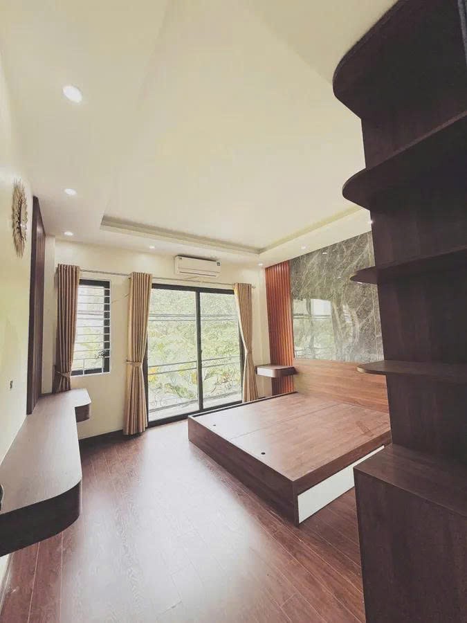 BÁN NHÀ ĐA SỸ - HÀ ĐÔNG - 32M X 5 TẦNG Giá 6.6 tỷ - NHÀ ĐẸP - NGÕ THÔNG 2