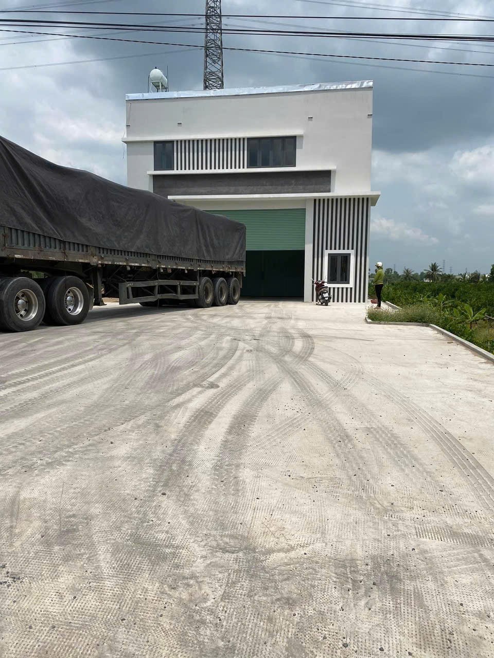 Bán nhà xưởng mặt tiền ql N2 , xã Thạnh Lợi tdt 2781m2 ( có 400m2 thổ) giá 9 tỷ 4