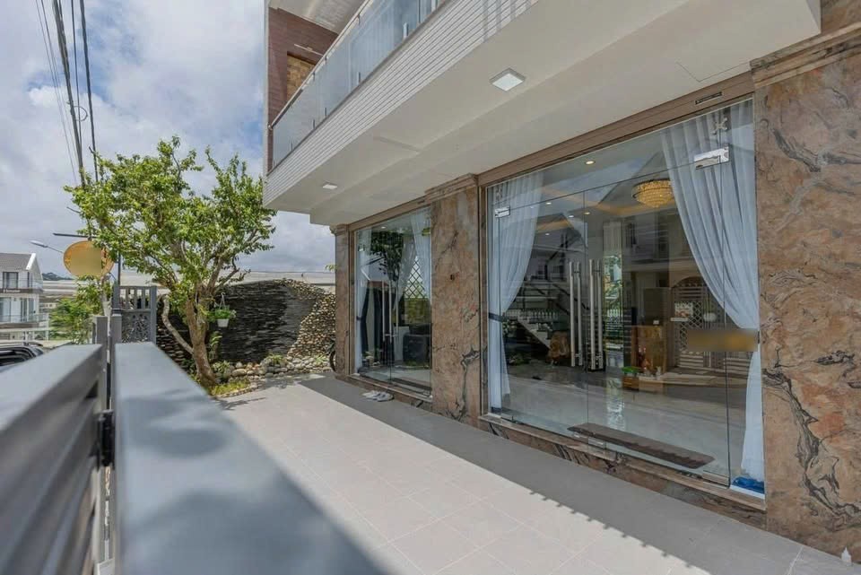 CHO THUÊ VILLA CAO CÂP XÔ VIẾT NGHỆ TĨNH PHƯỜNG 7 ĐÀ LẠT - 11 phòng giá 32tr 3