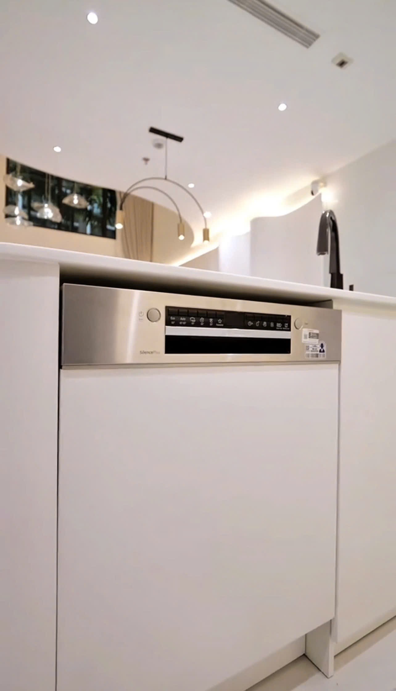 Cho thuê Nhà mặt tiền Quận 2, Hồ Chí Minh, Diện tích 130m², Giá 0100 Triệu/tháng