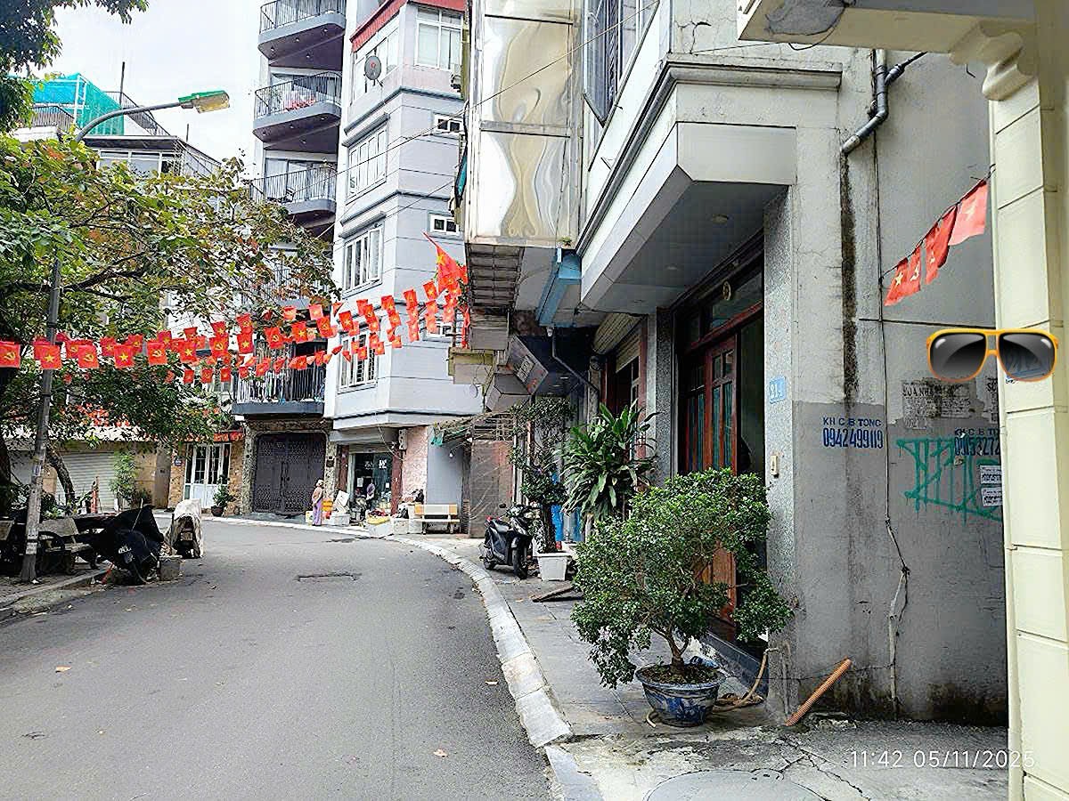 Cần bán Nhà mặt tiền đường Vũ Miện, Phường Quảng An, Diện tích 60m², Giá Thương lượng 6