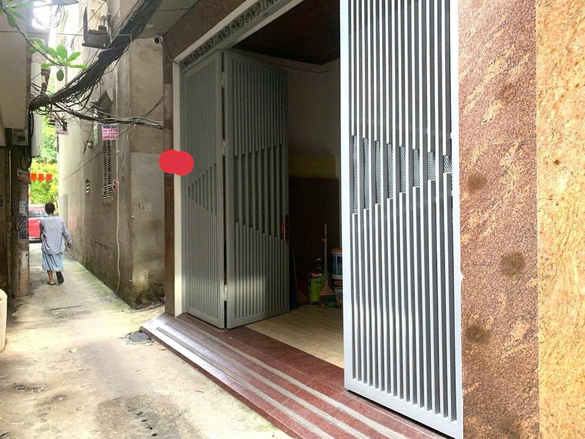 Cần bán Nhà mặt tiền đường Vũ Miện, Phường Quảng An, Diện tích 60m², Giá Thương lượng 2