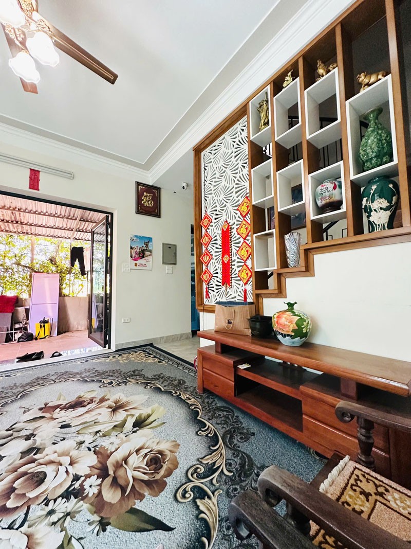 Bán giúp anh trai 64m2 nhà 3 tầng tại TDP Chính Trung, Gia Lâm. Cách 40m ra Ngô Xuâ Quảng 4