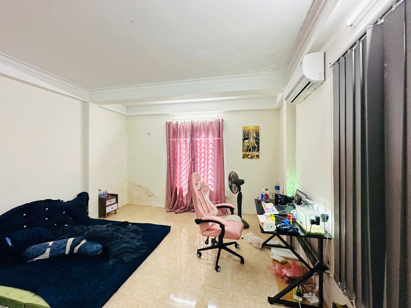 Bán giúp anh trai 64m2 nhà 3 tầng tại TDP Chính Trung, Gia Lâm. Cách 40m ra Ngô Xuâ Quảng 6