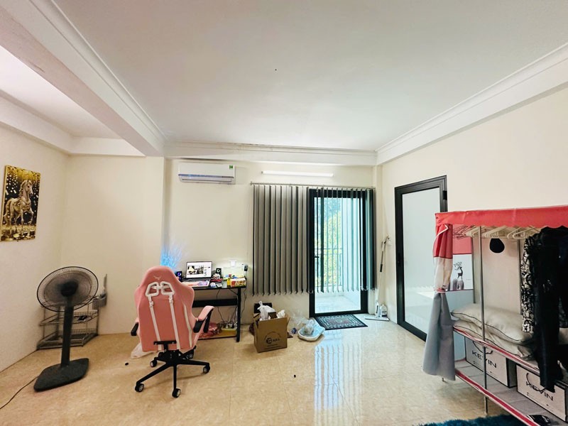 Bán giúp anh trai 64m2 nhà 3 tầng tại TDP Chính Trung, Gia Lâm. Cách 40m ra Ngô Xuâ Quảng 10