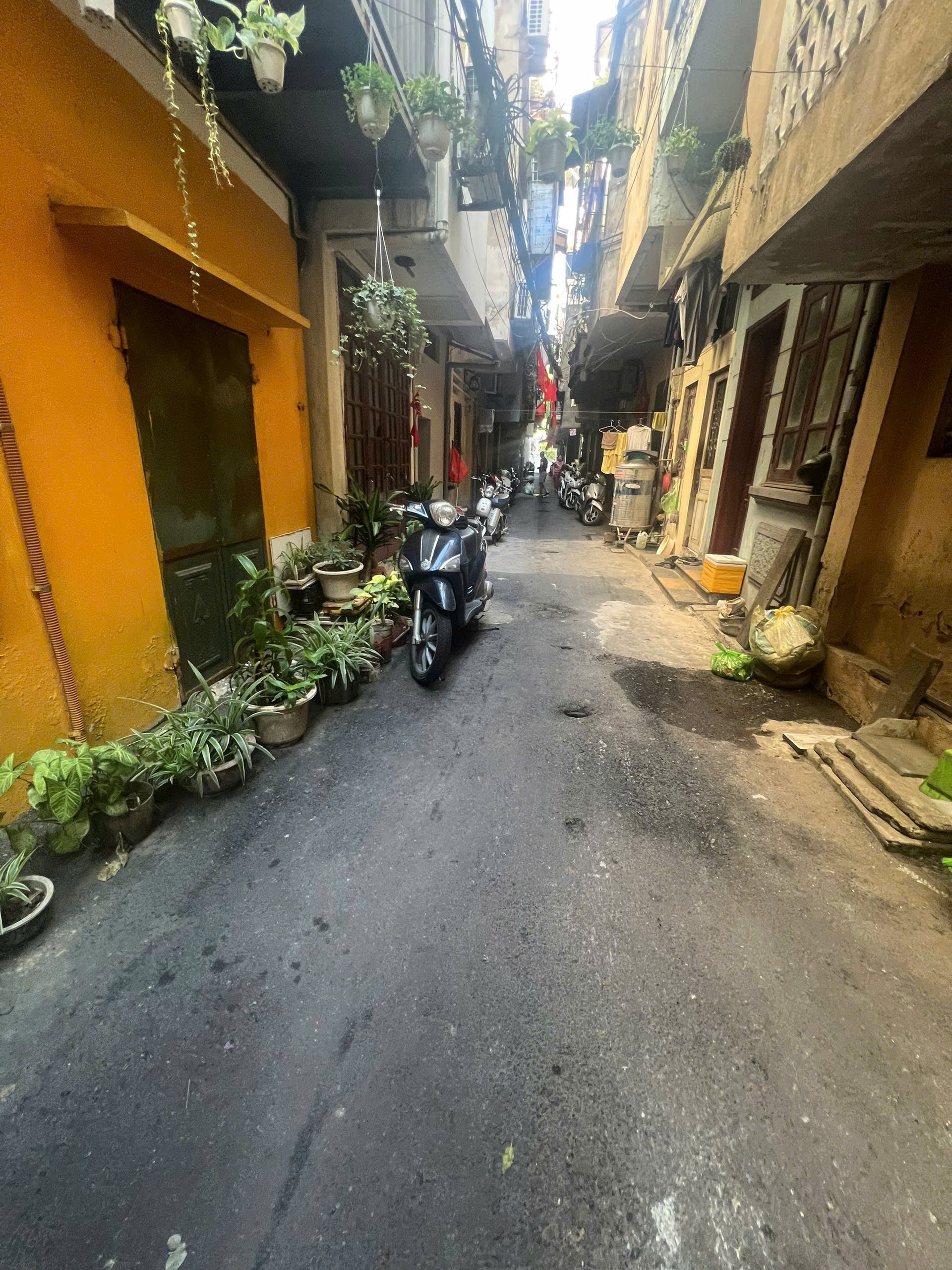 Nhà Hàng Bún 70M2 22 Tỷ Mặt Tiền 7M 4 Tầng Ngõ 4M Thông Thoáng sáng đẹp