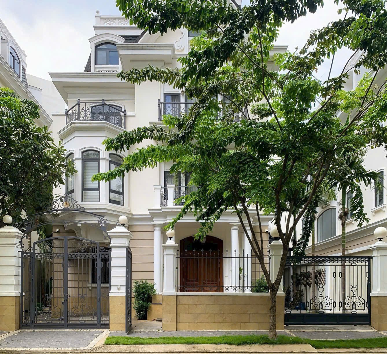 Cần bán Biệt thự Quận 2, Hồ Chí Minh, Diện tích 300m², Giá 75 Tỷ 4