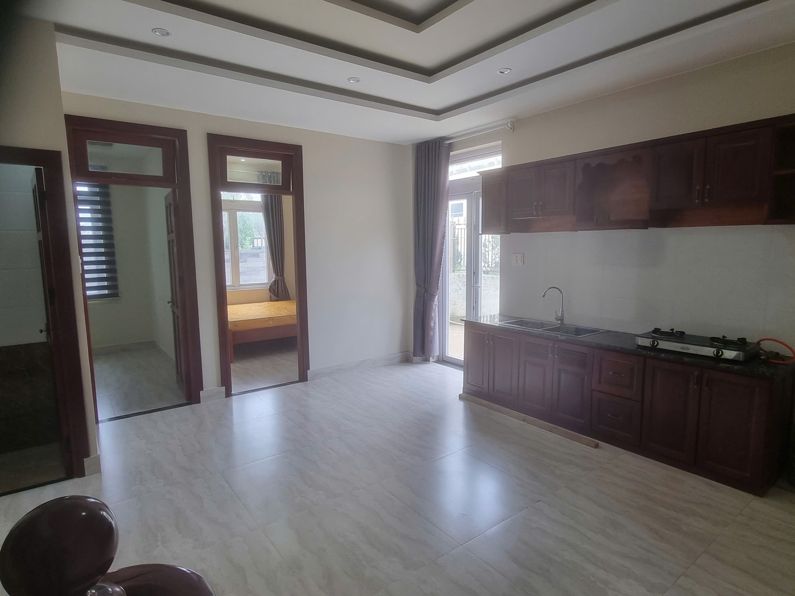 Cho thuê nhà nguyên căn 3 phòng ngủ full nội thất mặt tiền Trần Đại Nghĩa phường 8 Đà Lạt giá 12 2