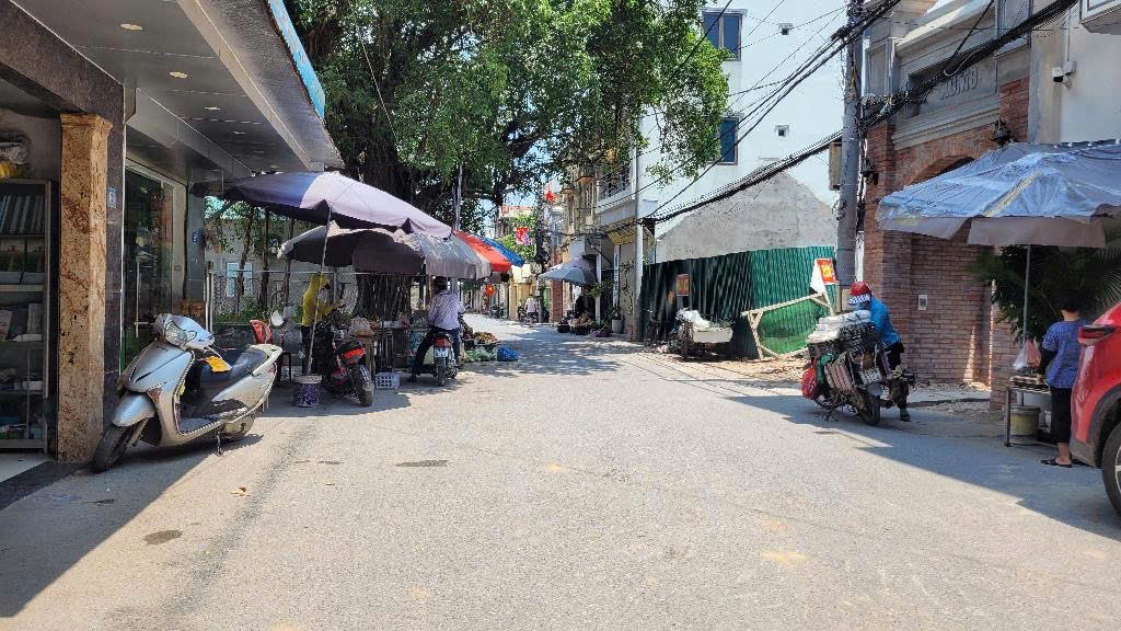 Bán đất tặng nhà 1 tầng mặt phố Ô Cách – 40m² – MT 4,2m – MẶT PHỐ KINH DOANH – SỔ NỞ HẬU – GẦN 2