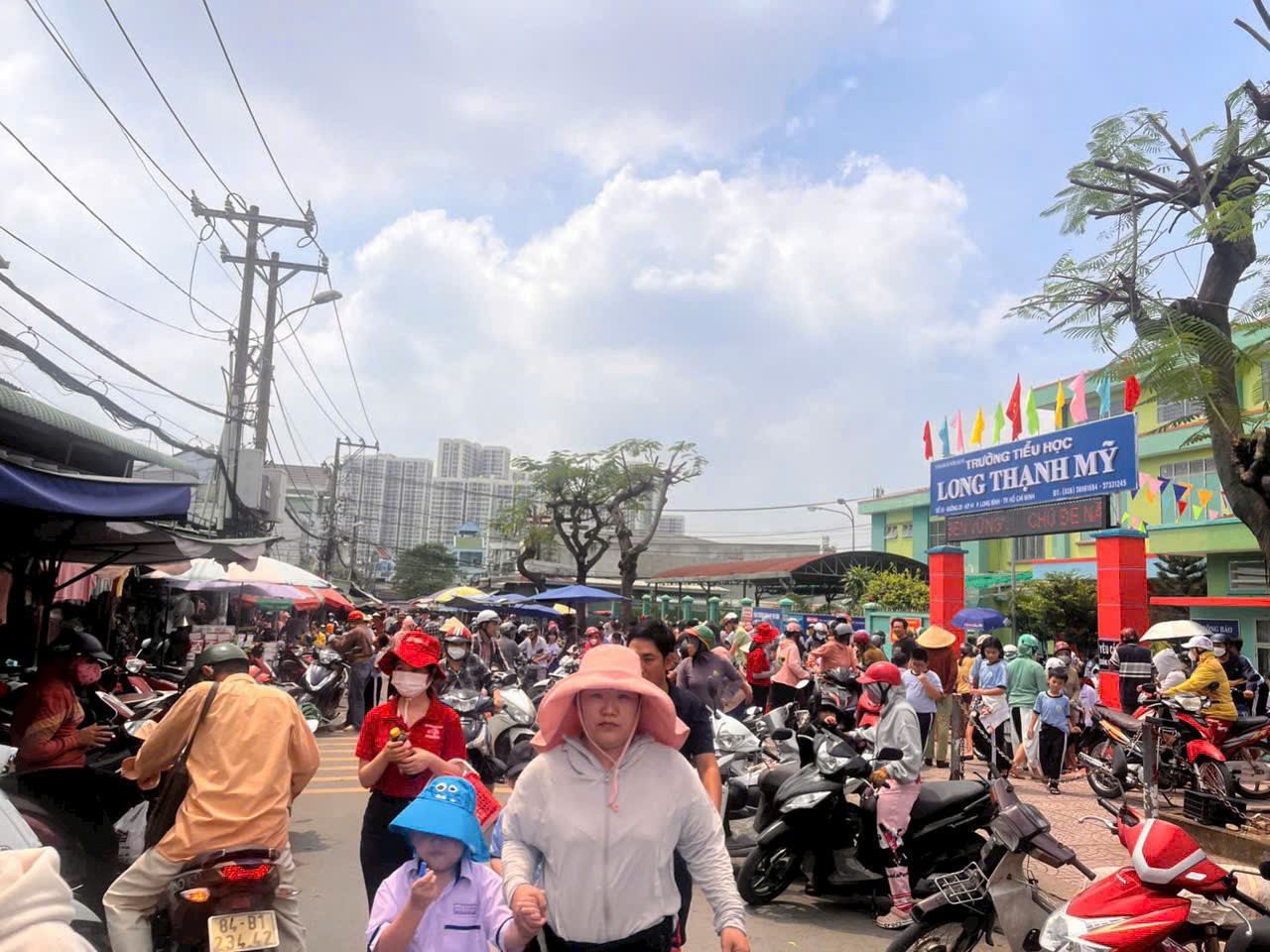 Cần bán Đất Phường Long Thạnh Mỹ, Quận 9, Diện tích 184m², Giá 15 Tỷ 2