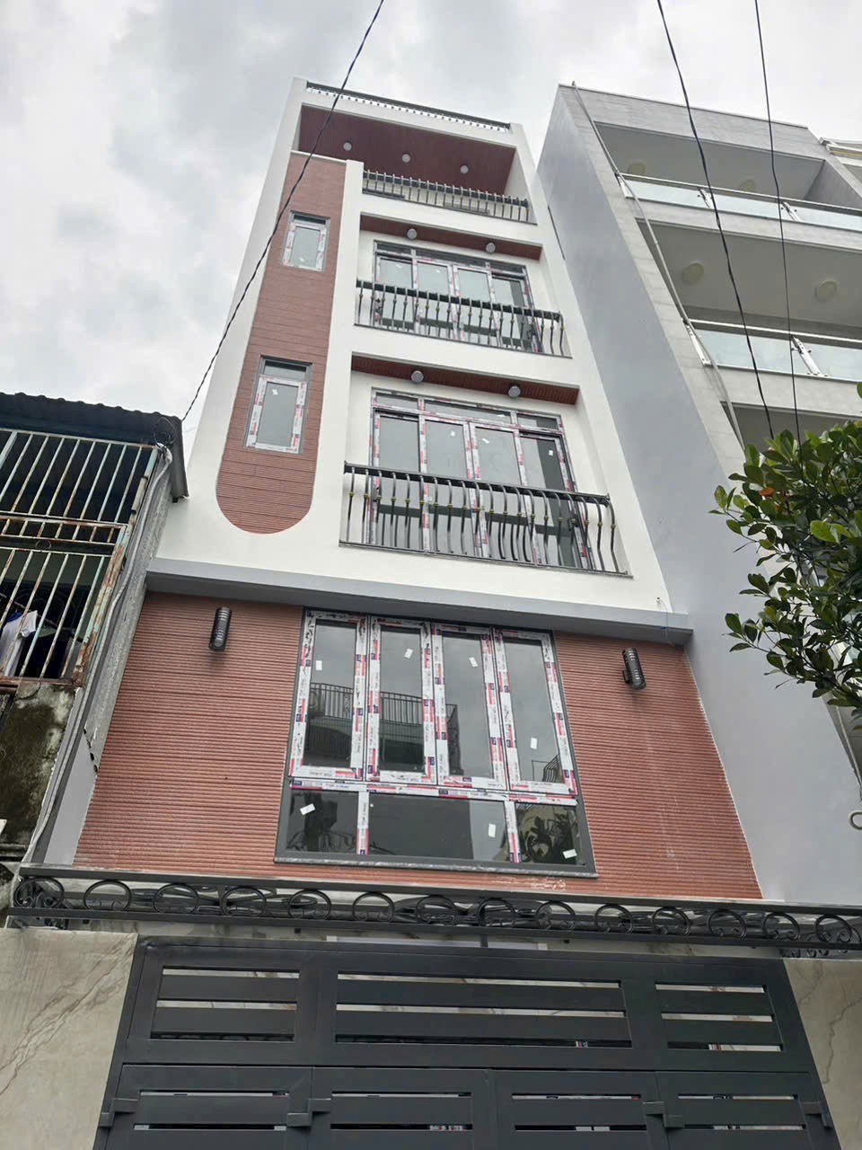 Nhà hẻm đường số 14, Bình Hưng Hòa A dt 42m2 3 lầu 3pn 4wc giá 6,35 tỷ 2