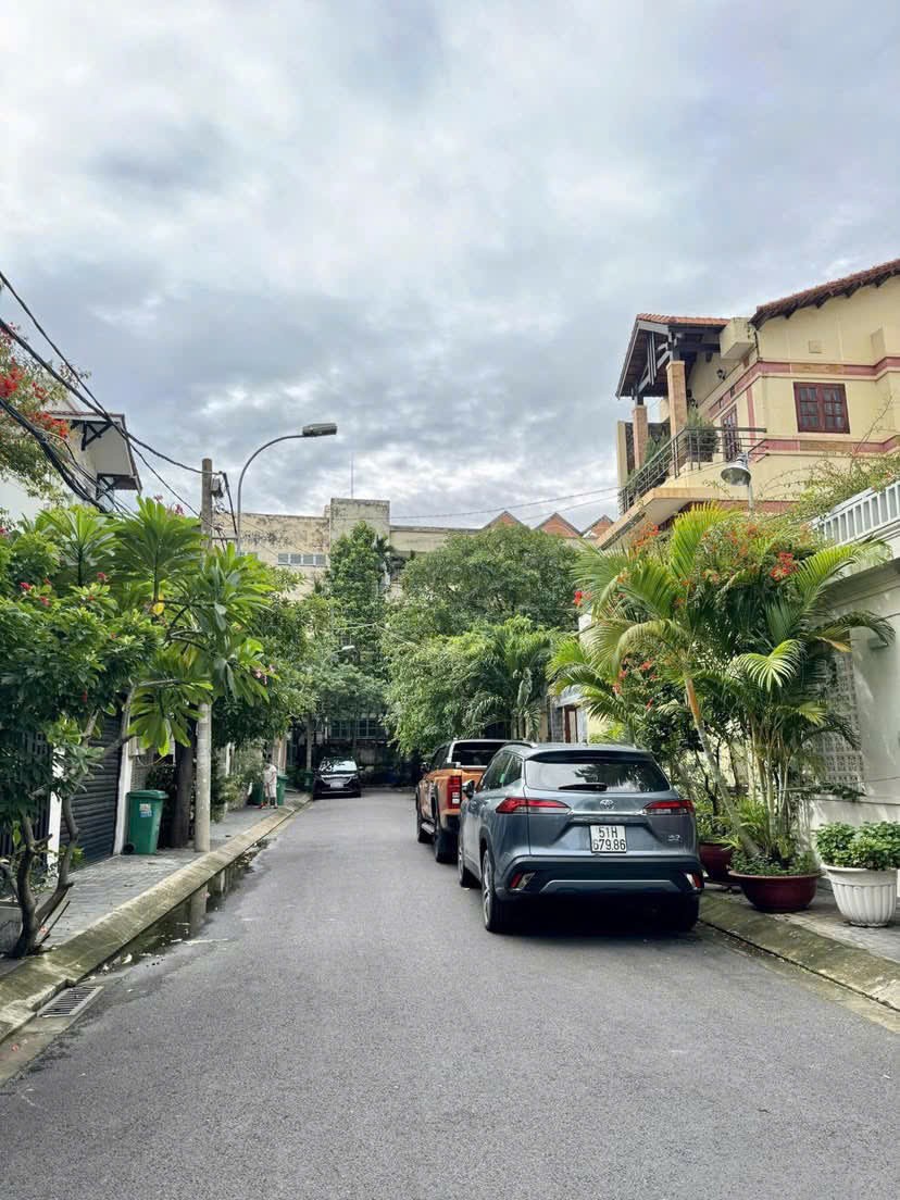 Cần bán Biệt thự Phường Thảo Điền, Quận 2, Diện tích 138m², Giá 45 Tỷ 8