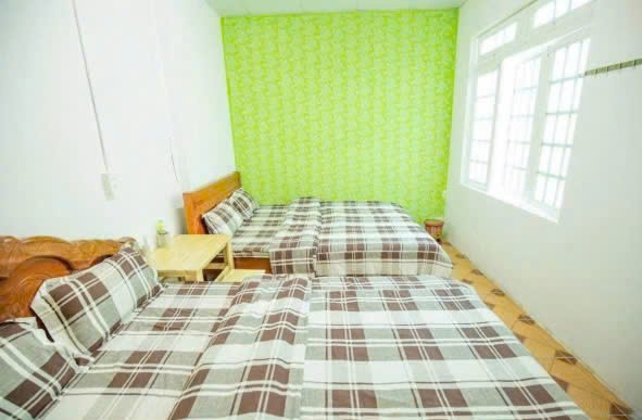 Cho thuê nhà nguyên căn 9 phòng ngủ sân đậu ô tô mặt tiền Nguyễn Lương Bằng phường 2 Đà Lạt giá 19 3