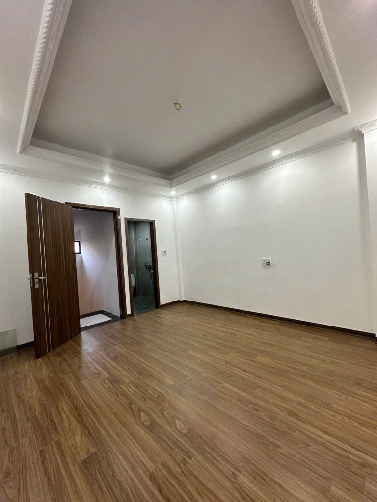 BÁN nhà XUÂN ĐỖ – long biên 32M² – MT 4,2M – NGÕ Ô TÔ TRÁNH – NHÀ MỚI 5 TẦNG – GẦN AEON LONG 3
