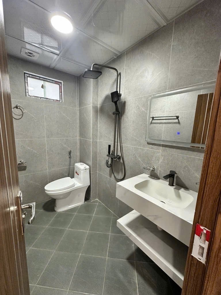 BÁN nhà XUÂN ĐỖ – long biên 32M² – MT 4,2M – NGÕ Ô TÔ TRÁNH – NHÀ MỚI 5 TẦNG – GẦN AEON LONG 4