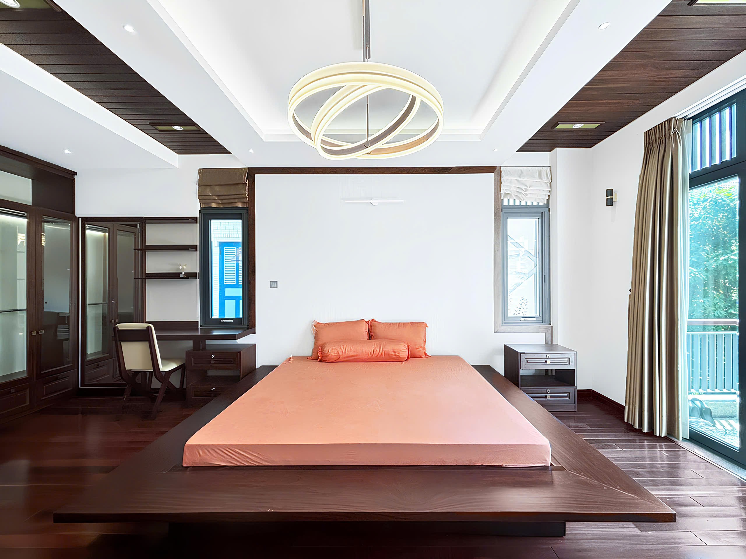 Cho thuê Nhà mặt tiền Phường Tân Phú, Quận 7, Diện tích 340m², Giá Thương lượng 15