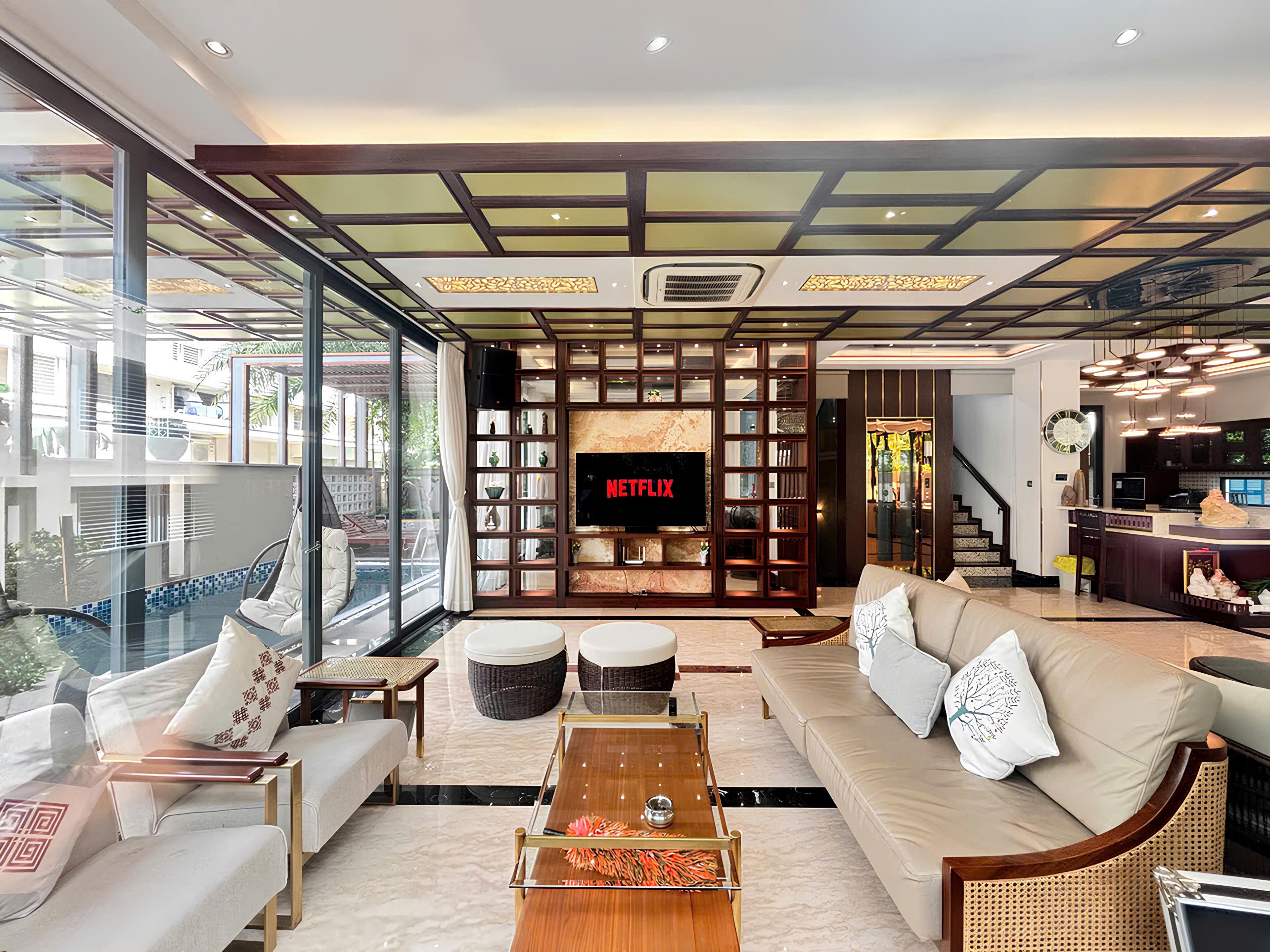 Cho thuê Nhà mặt tiền Phường Tân Phú, Quận 7, Diện tích 340m², Giá Thương lượng 5