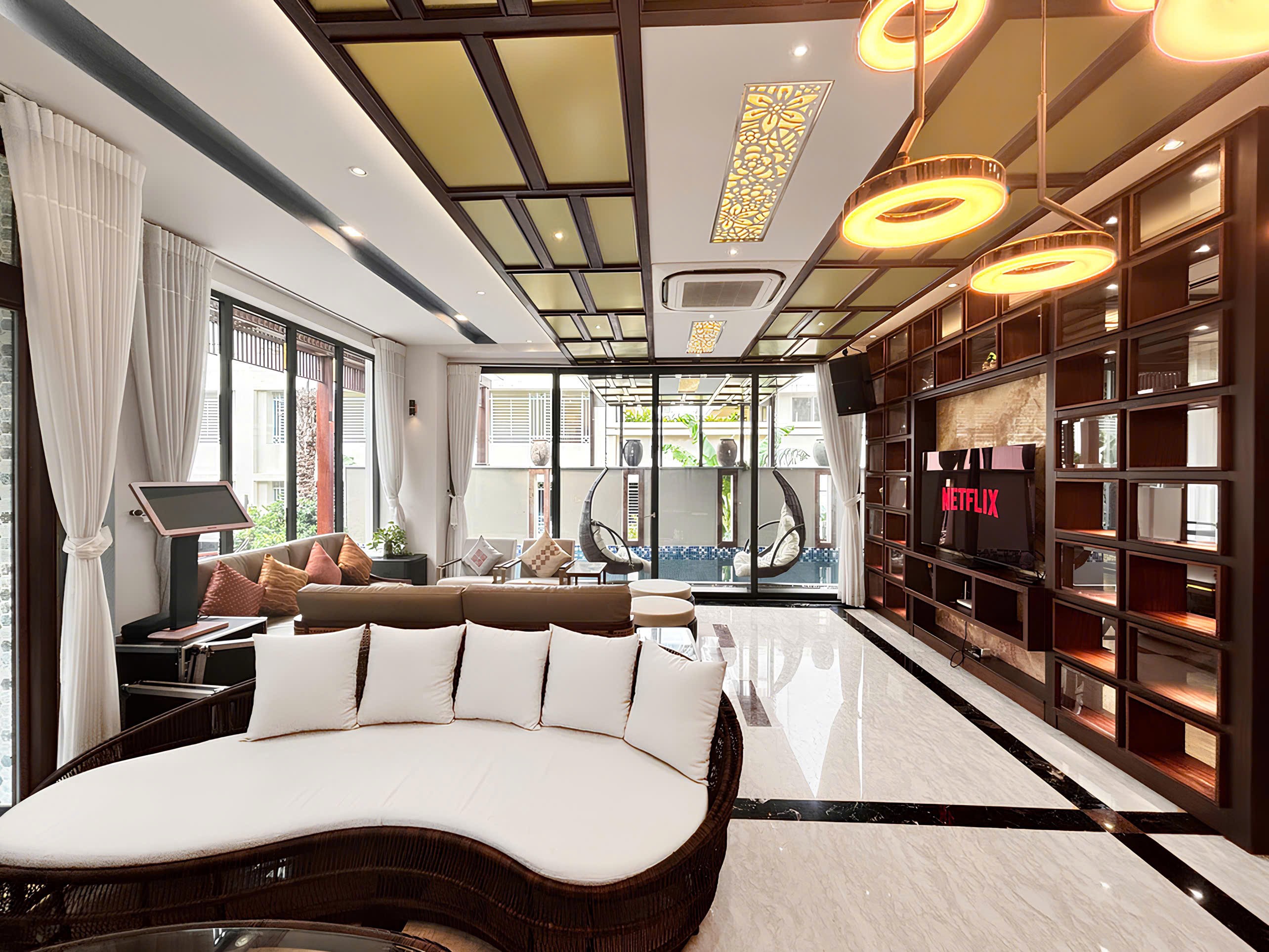 Cho thuê Nhà mặt tiền Phường Tân Phú, Quận 7, Diện tích 340m², Giá Thương lượng