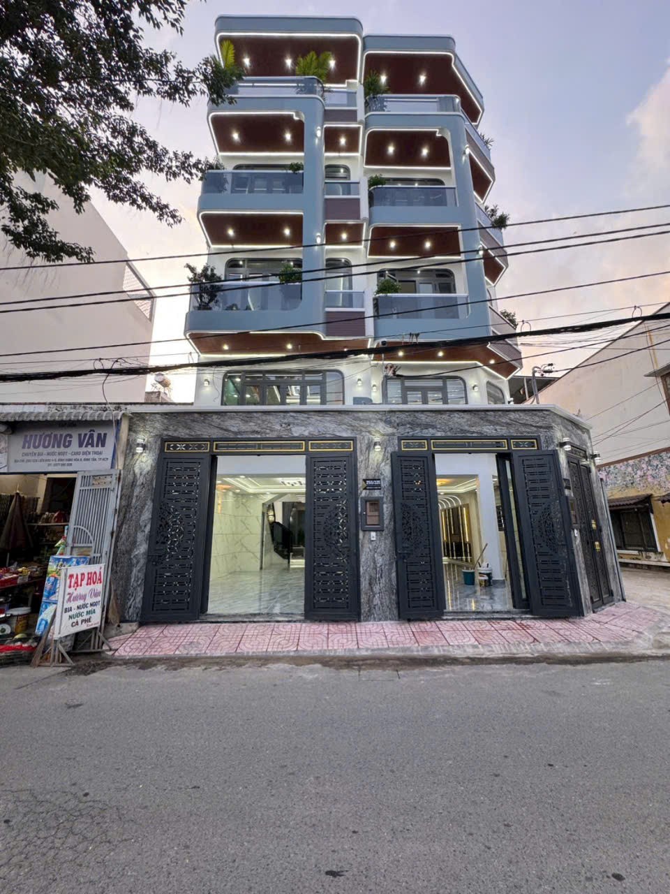 Siêu phẩm nhà góc 2 mặt tiền Liên Khu 4-5, BHH B , dt 76,5m2 3 lầu 5pn 5wc giá 8,6 tỷ 2