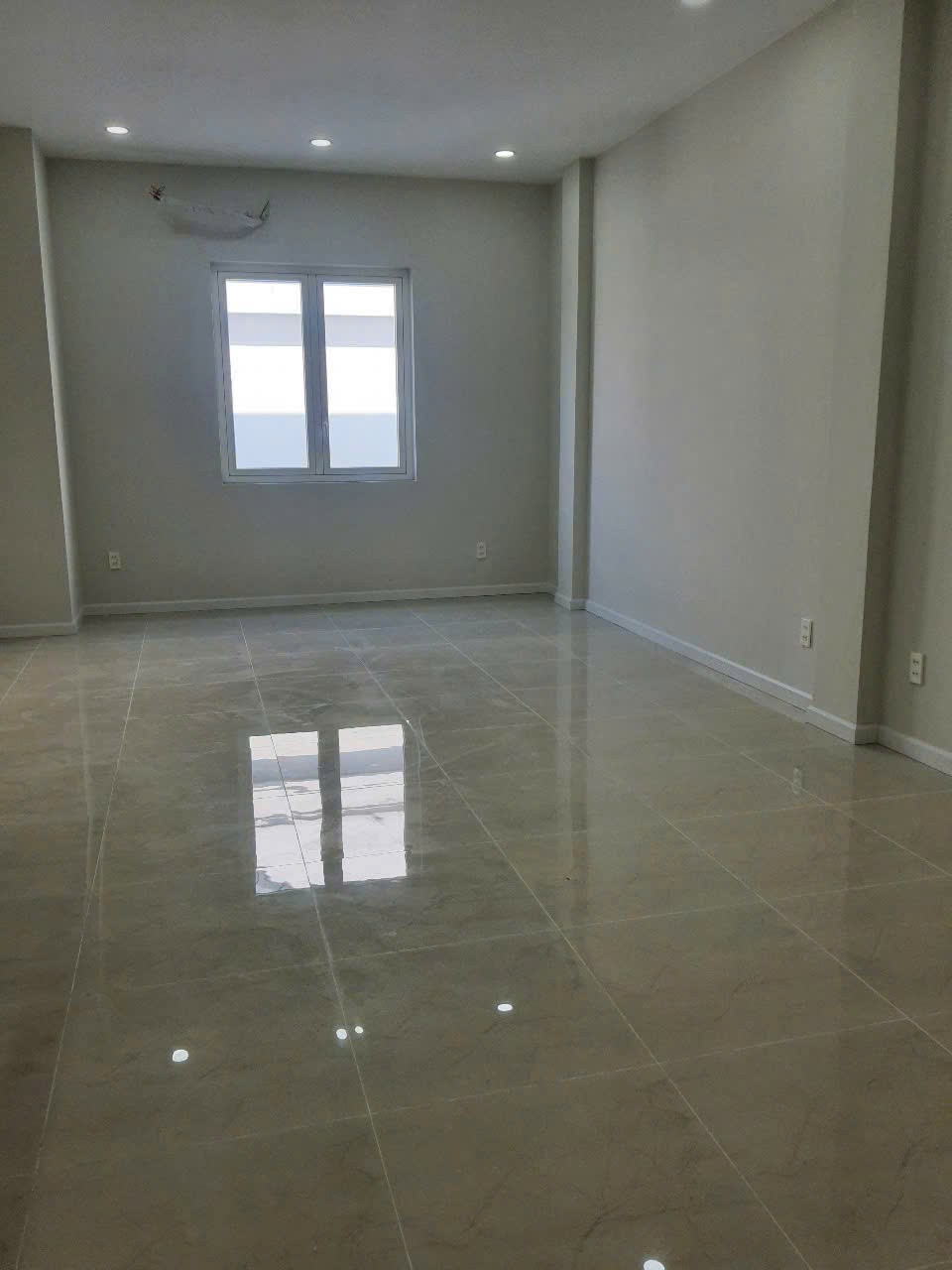 Cho thuê Nhà mặt tiền Phường Cát Lái, Quận 2, Diện tích 100m², Giá 25 Triệu/tháng 7