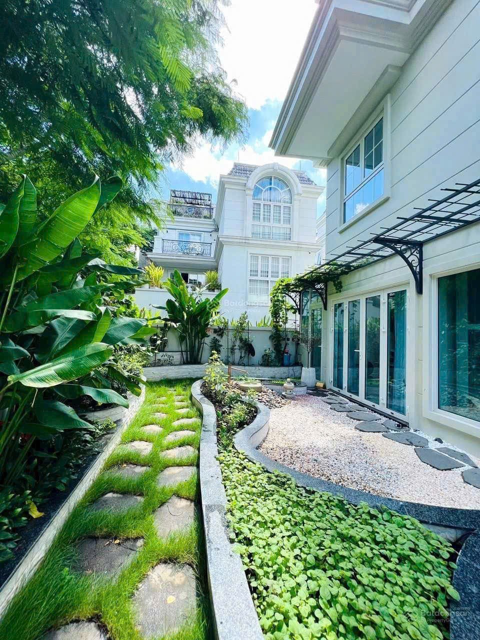 Cần bán Biệt thự Phường Thảo Điền, Quận 2, Diện tích 299m², Giá 83 Tỷ